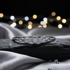 Halo and Interlocking Diamond Link Bangle