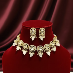 Stunning Kundan and Pearl Choker Set